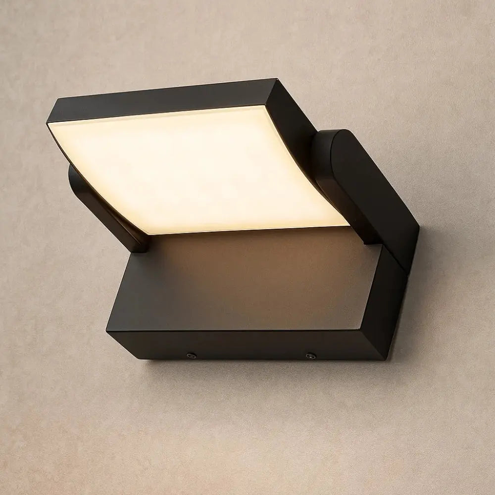 Arven outdoor wall light | Wickleigh