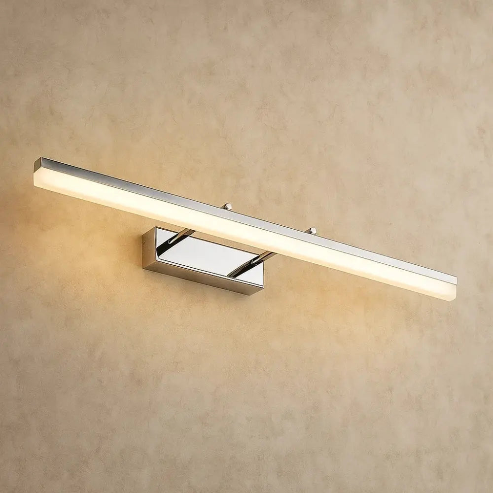 Yllin bathroom wall light, silver finish, 50cm | Wickleigh
