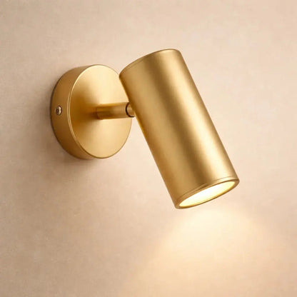 Svelin adjustable LED wall light, aimable beam | Wickleigh