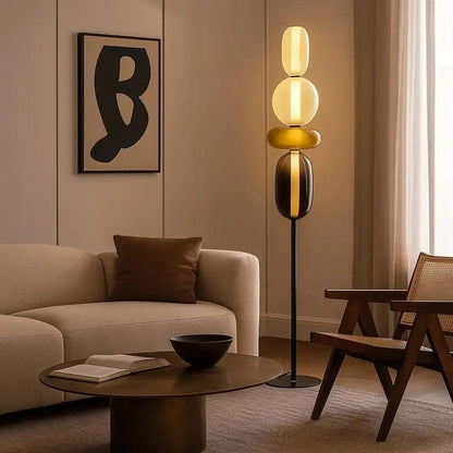 Calna floor lamp | Wickleigh