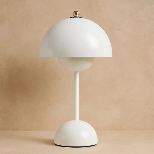 Rovlen retro mushroom lamp, white finish | Wickleigh