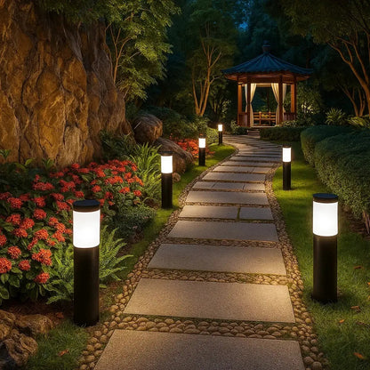 Innra solar garden light | Wickleigh