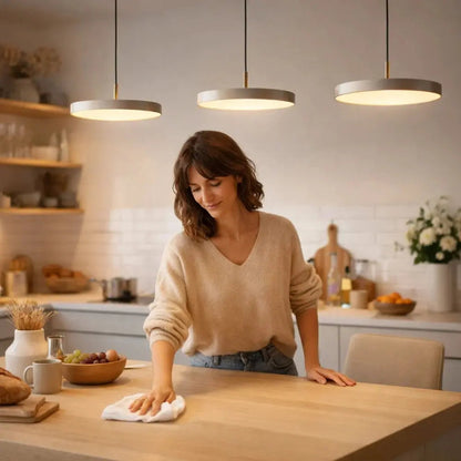 Svane pendant light | Wickleigh