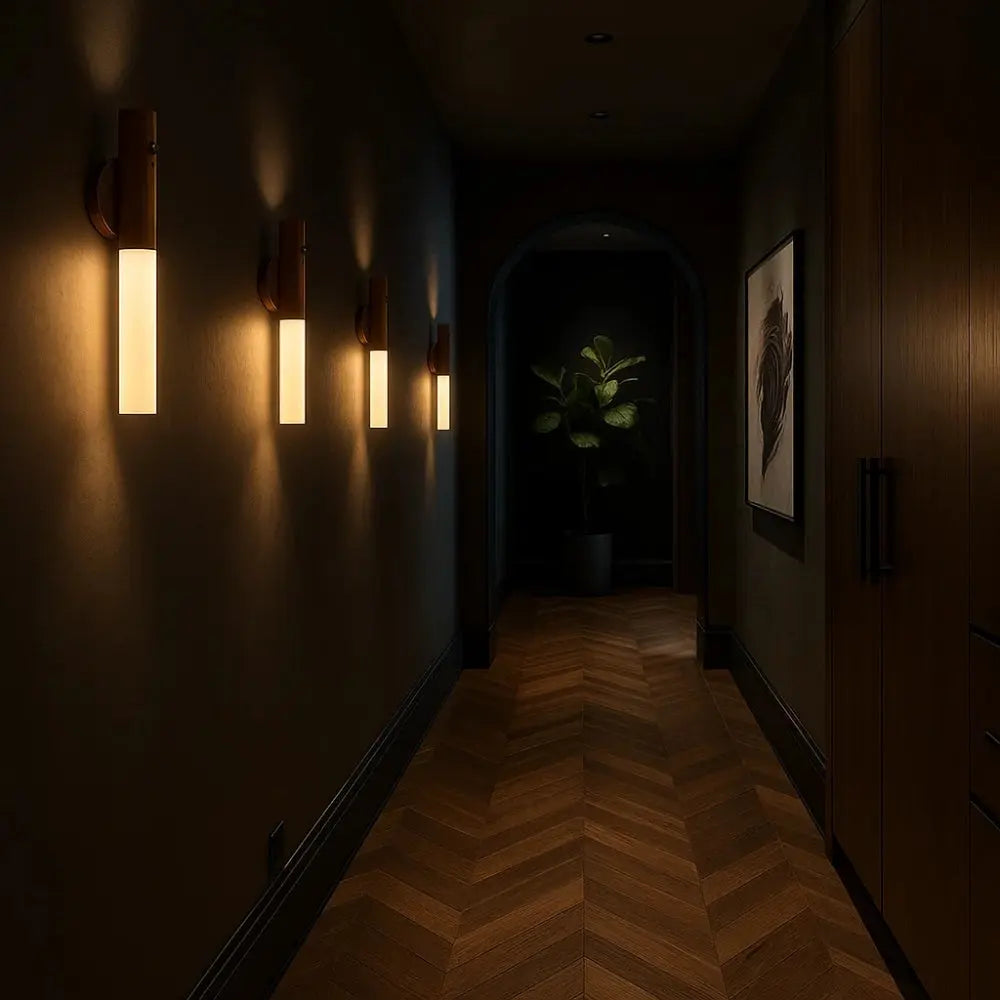Nerwyn wall light | Wickleigh