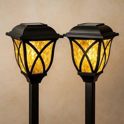 Ylwyn solar garden light | Wickleigh