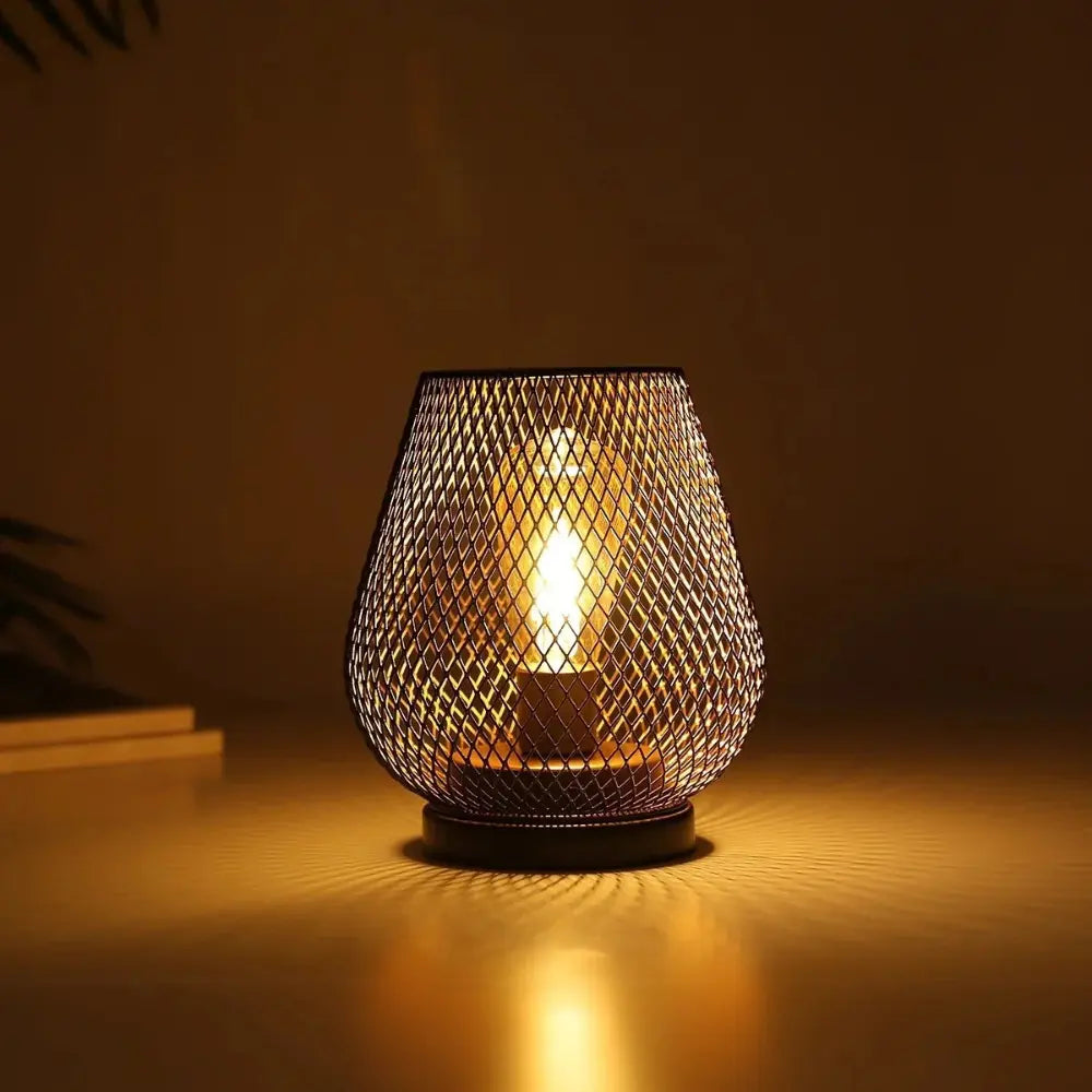 Ylena table lamp | Wickleigh