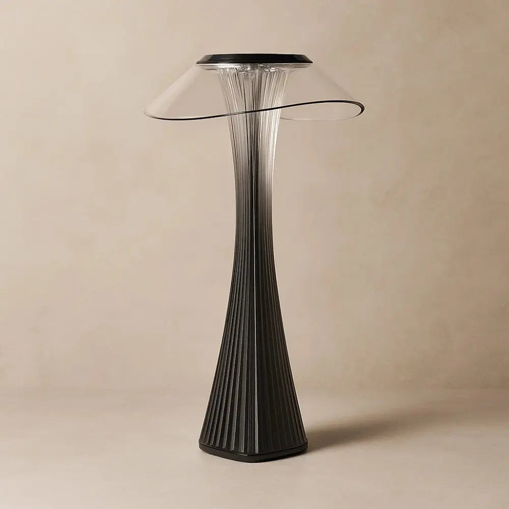 Valna desk lamp | Wickleigh