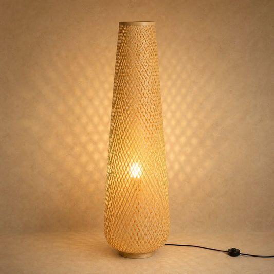 Eirin bamboo floor lamp lit, hand-woven spindle in natural bamboo, 93 cm | Wickleigh