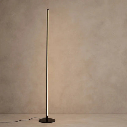 Helvra floor lamp | Wickleigh