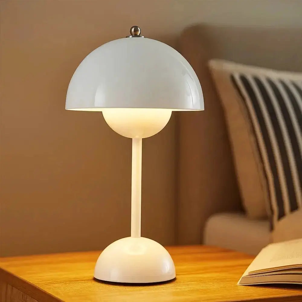 Rovlen retro mushroom lamp | Wickleigh