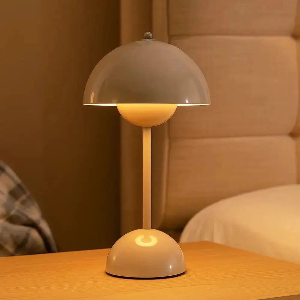 Rovlen retro mushroom lamp | Wickleigh