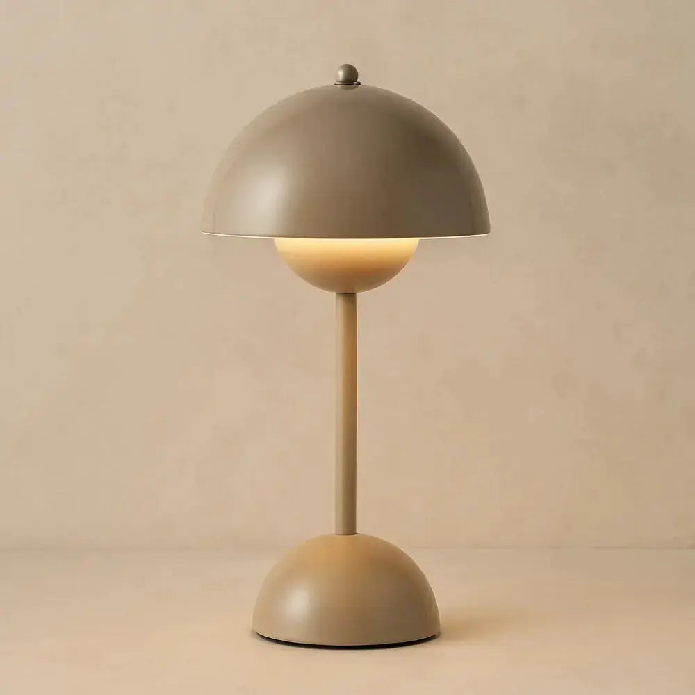 Rovlen retro mushroom lamp | Wickleigh