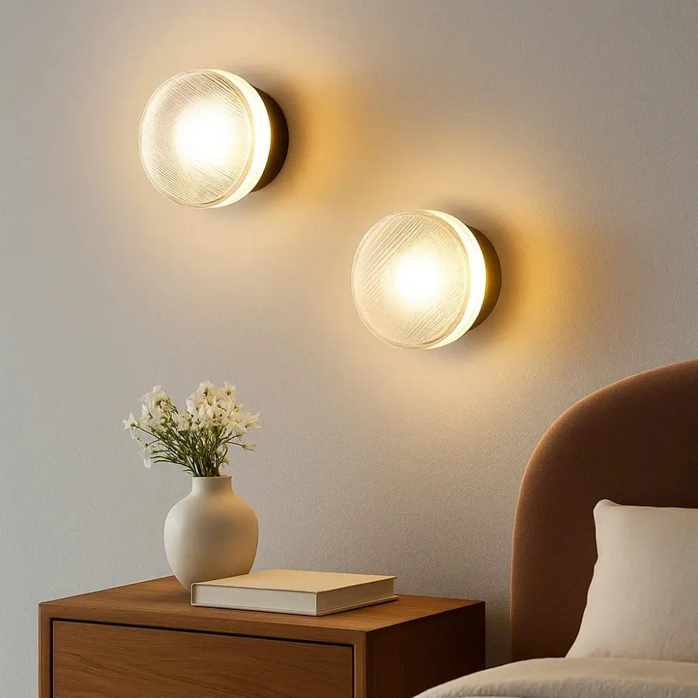 Dagna textured acrylic wall light | Wickleigh