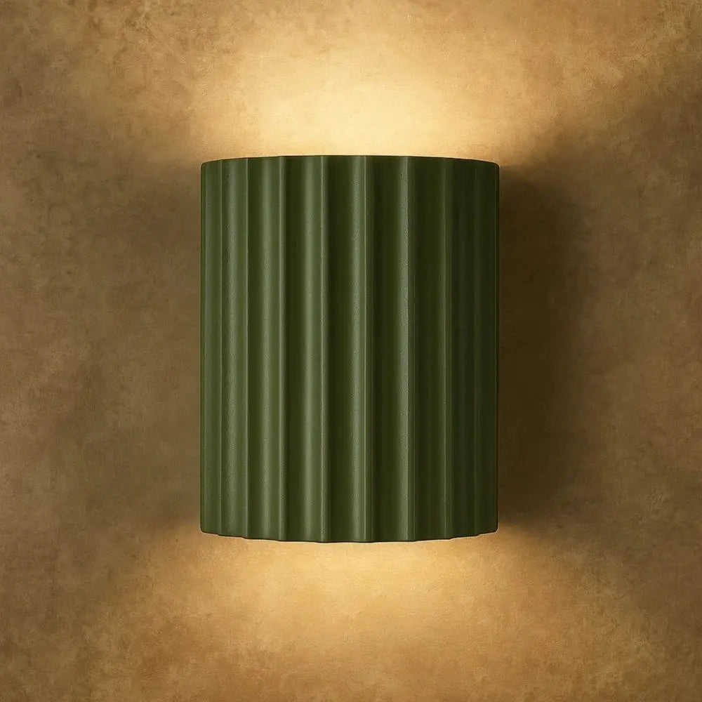 Nelra sculpted resin wall light, green | Wickleigh