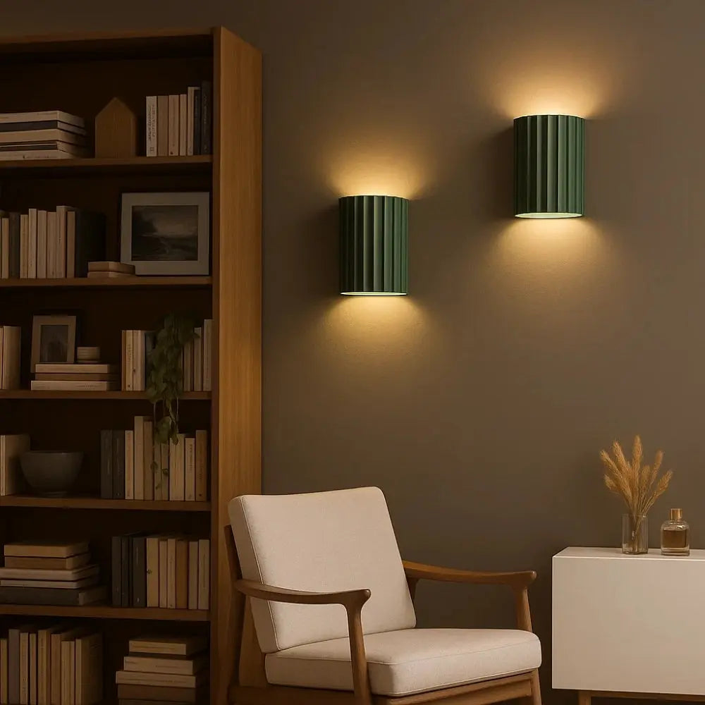 Nelra sculpted resin wall light | Wickleigh